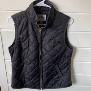 Old Navy Puffer Quilt Vest